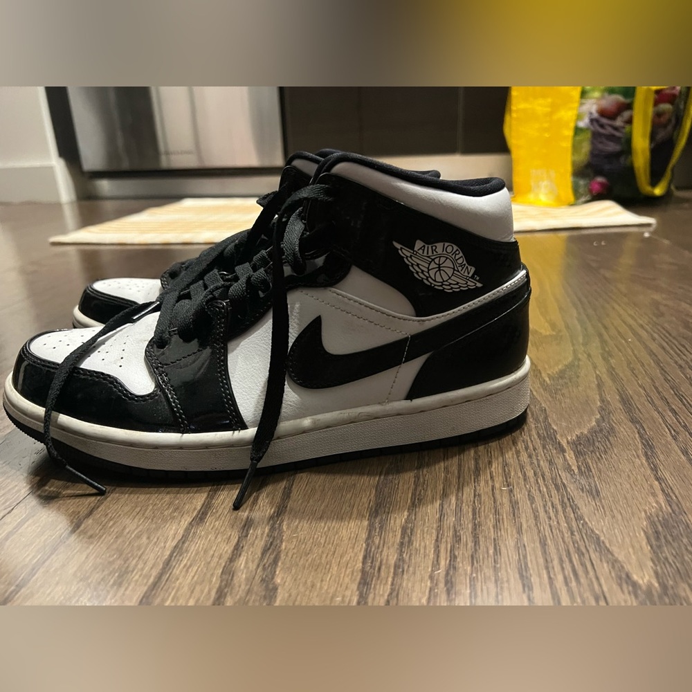 Air Jordan 1 Black Mid All Star Sneakers